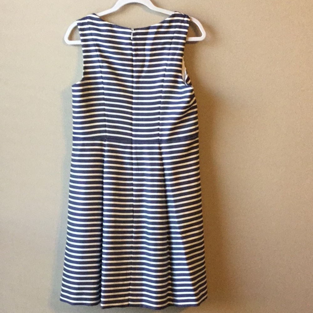 SOLD Signature by Robbie Bee Fully Lined Dress - Picture 4 of 8